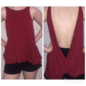 2/$20 💜 She + Sky sexy flowy maroon top